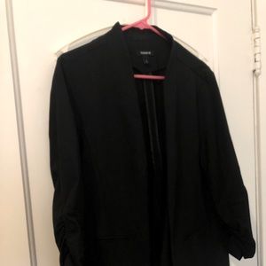 Black open front crepe ruched sleeve blazer